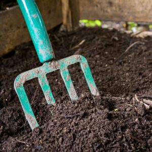 Why Is Compost Used - Ccof Certified Organic Garlic Farm - Basaltic Farms